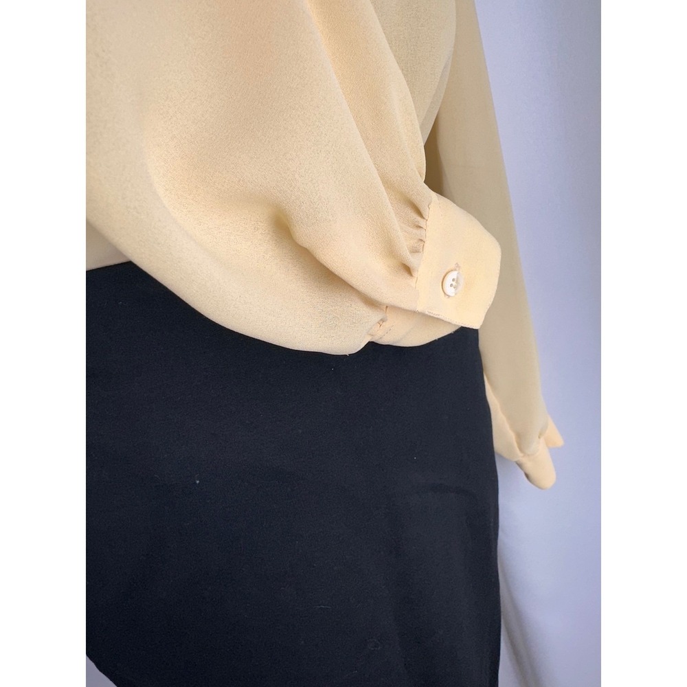 Christian Dior Vintage Yellow Chiffon Button Down Blouse Pleated Shoulder Size 6 - Picture 6 of 16